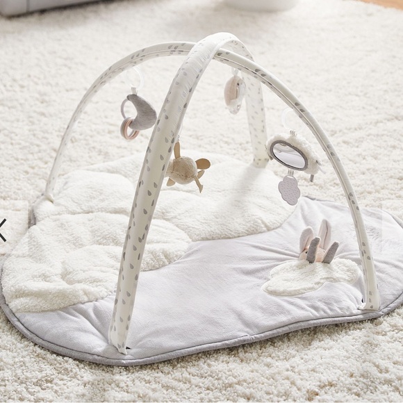 Pottery Barn x pbk Dreamy Skies Activity Gym - Picture 1 of 3